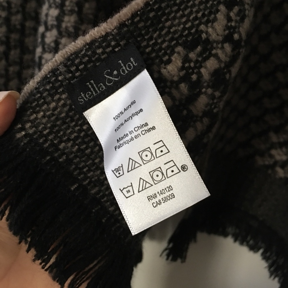 STELLA & DOT SCARF/WRAP - Picture 8 of 8
